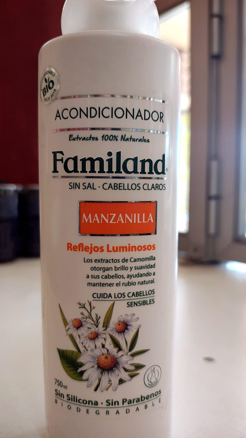 ACONDICIONADOR MANZANILLA FAMILAND 750ML